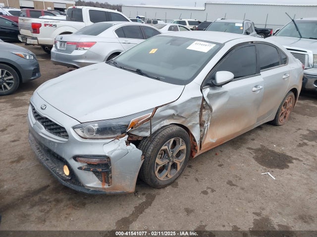 3KPF24AD6ME362733 KIA Forte Lxs