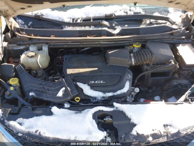 2C4RC1BG2HR667880 Chrysler Pacifica Touring-l
