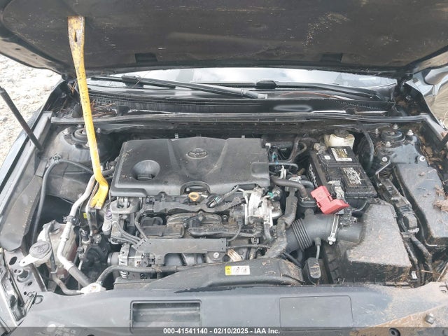 4T1B11HK5JU077048 Toyota CAMRY SE
