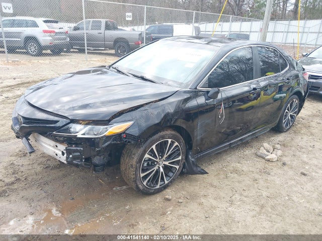 4T1B11HK5JU077048 Toyota CAMRY SE