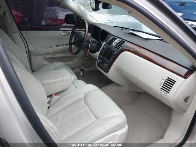 2008 CADILLAC DTS 1G6KD57Y08U151238 Photo 4