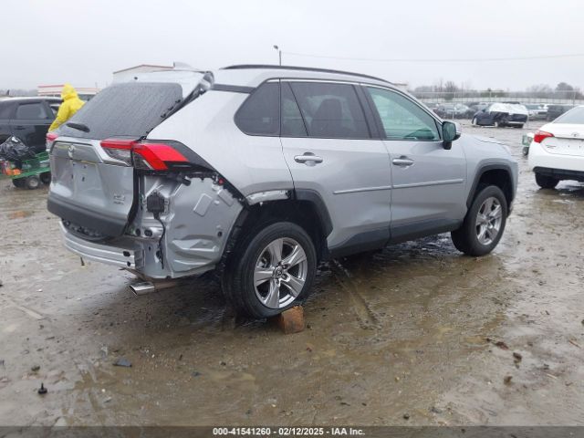 2T3P1RFV1PW358913 Toyota Rav4 Xle