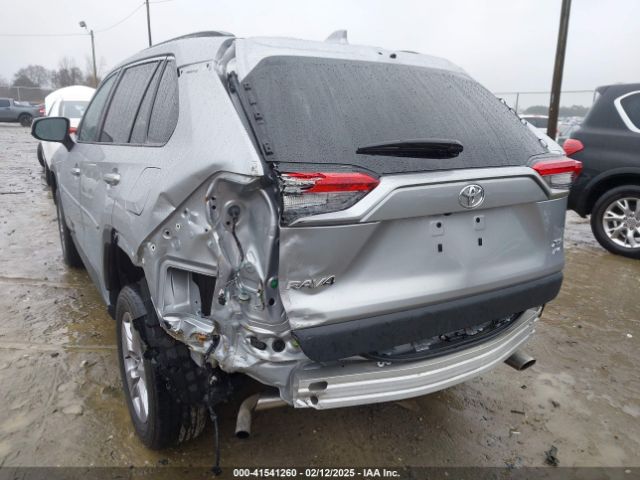 2T3P1RFV1PW358913 Toyota Rav4 Xle