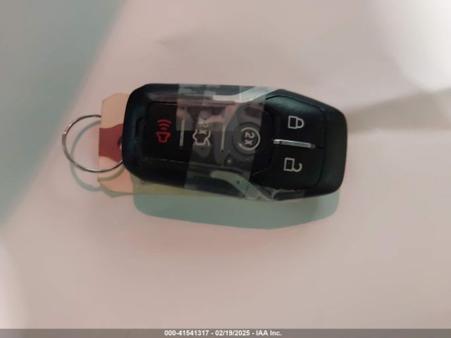 1FM5K8DHXHGB03049 Ford EXPLORER XLT