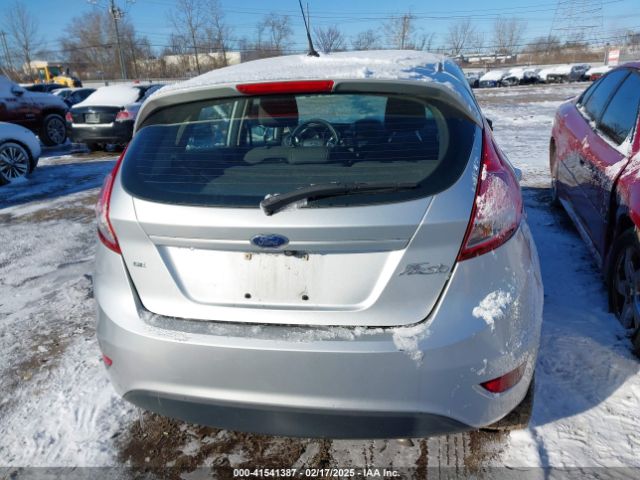 3FADP4EJ3KM138398 Ford FIESTA SE