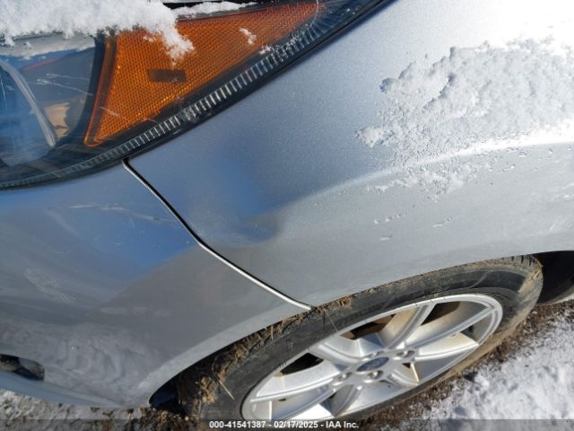 3FADP4EJ3KM138398 Ford FIESTA SE