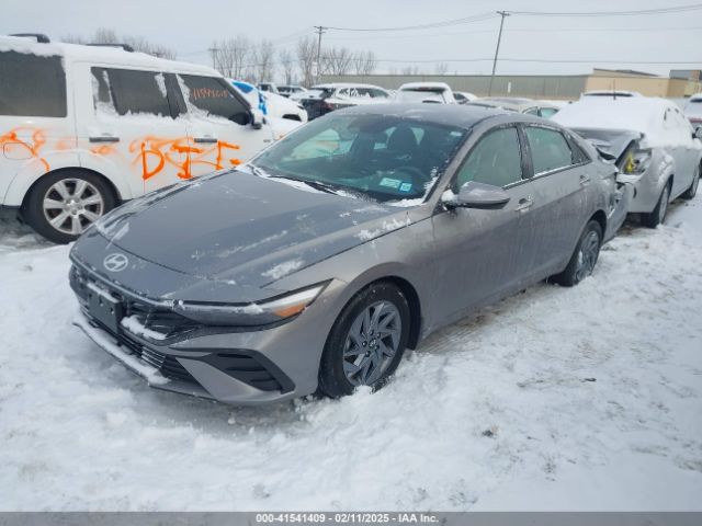 KMHLM4DJ1RU097450 Hyundai Elantra Hybrid Blue