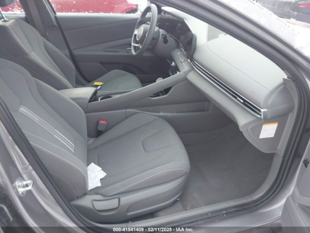 KMHLM4DJ1RU097450 Hyundai Elantra Hybrid Blue