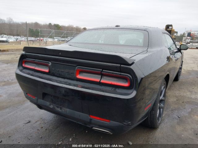 2C3CDZAG8MH586826 Dodge Challenger Sxt