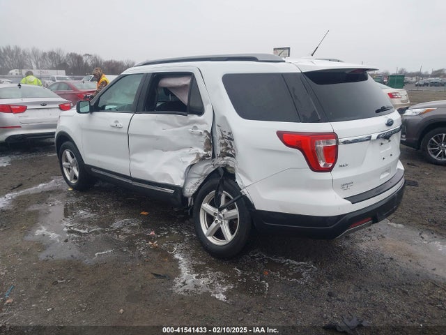 Ford EXPLORER XLT 2019 1FM5K7D81KGA84196 Image 3