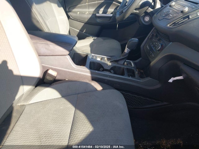 1FMCU0G97HUB82821 Ford ESCAPE SE