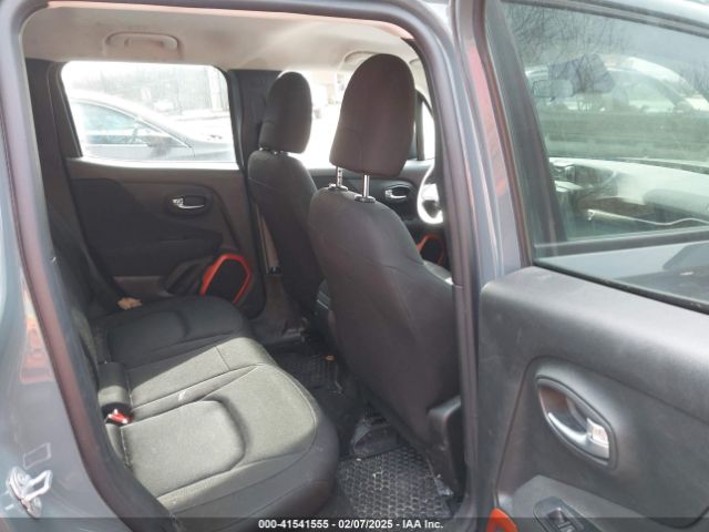 ZACCJBAB2JPH56754 Jeep Renegade Upland Edition 4x4
