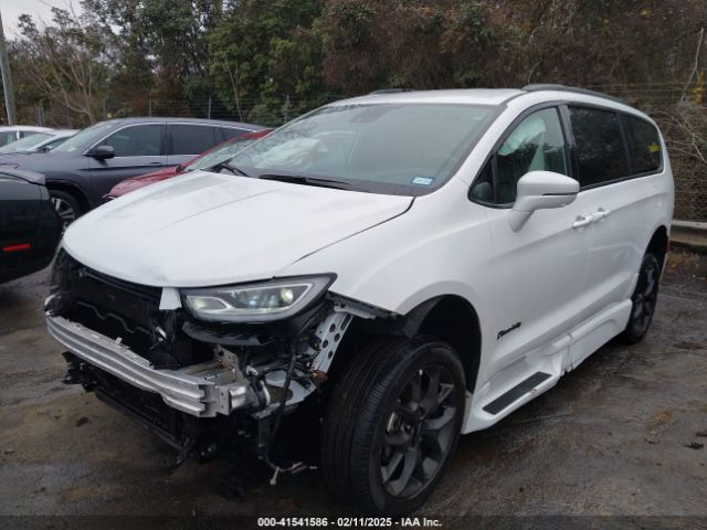 2021 CHRYSLER PACIFICA 2C4RC1BG6MR602573 Photo 1