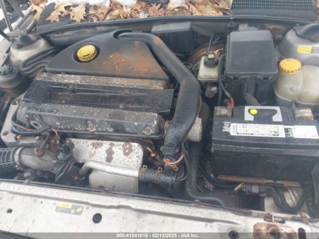 2001 SAAB 9-5 YS3EH48G513014072 Photo 9