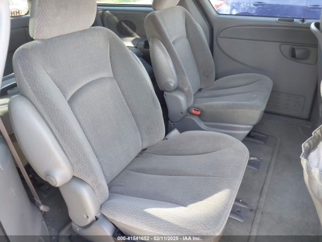 2004 CHRYSLER TOWN & COUNTRY 2C8GP44R14R510023 Photo 7