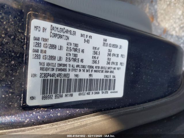 2004 CHRYSLER TOWN & COUNTRY 2C8GP44R14R510023 Photo 8