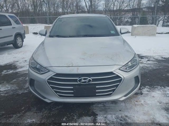 Hyundai ELANTRA SE 2018 5NPD74LF8JH385851 Image 6