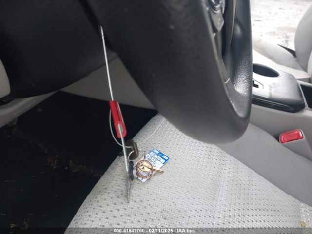 4T1BF1FK3EU792923 Toyota CAMRY L