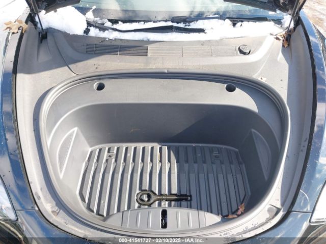 2023 TESLA MODEL 3 5YJ3E1EA5PF563496 Photo 9
