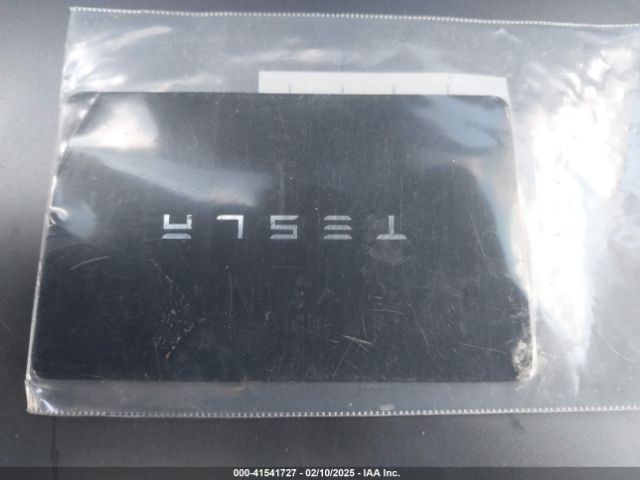 2023 TESLA MODEL 3 5YJ3E1EA5PF563496 Photo 10