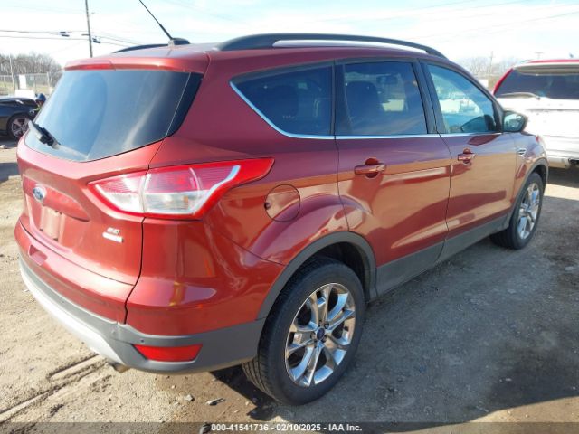 1FMCU9GXXEUC18807 Ford ESCAPE SE