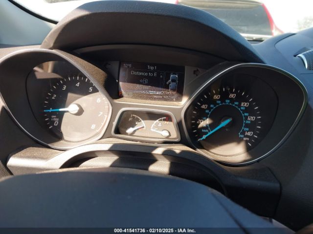 1FMCU9GXXEUC18807 Ford ESCAPE SE