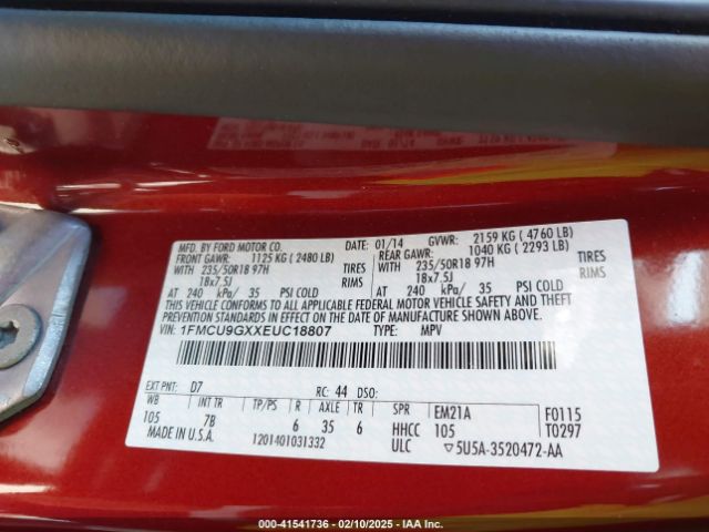 1FMCU9GXXEUC18807 Ford ESCAPE SE