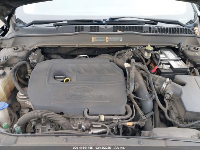 3FA6P0HDXHR335281 Ford FUSION SE