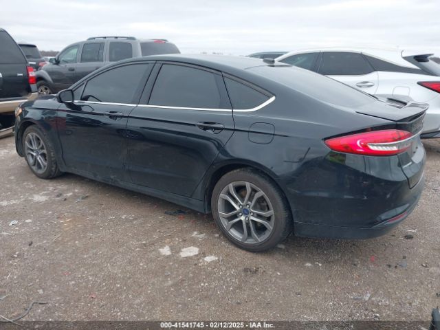 3FA6P0HDXHR335281 Ford FUSION SE