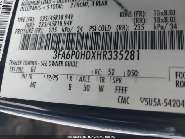 3FA6P0HDXHR335281 Ford FUSION SE