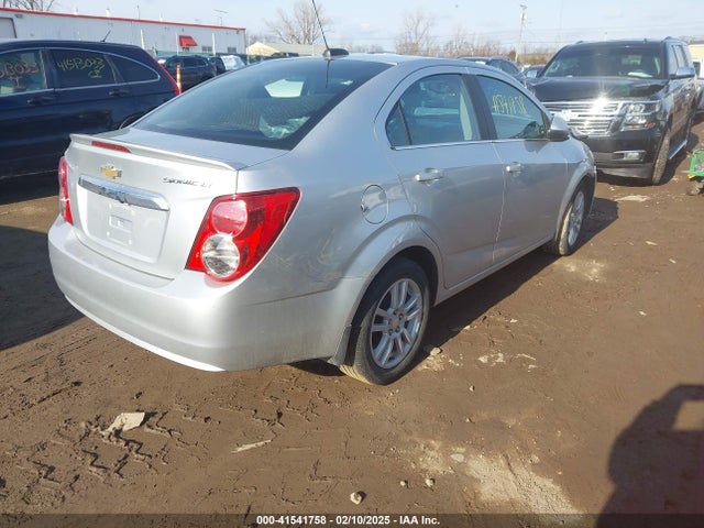 1G1JC5SH8G4107188 Chevrolet Sonic Lt Auto