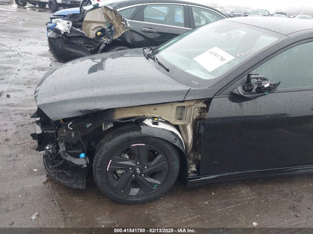 KMHLM4AG0MU139947 Hyundai ELANTRA SEL