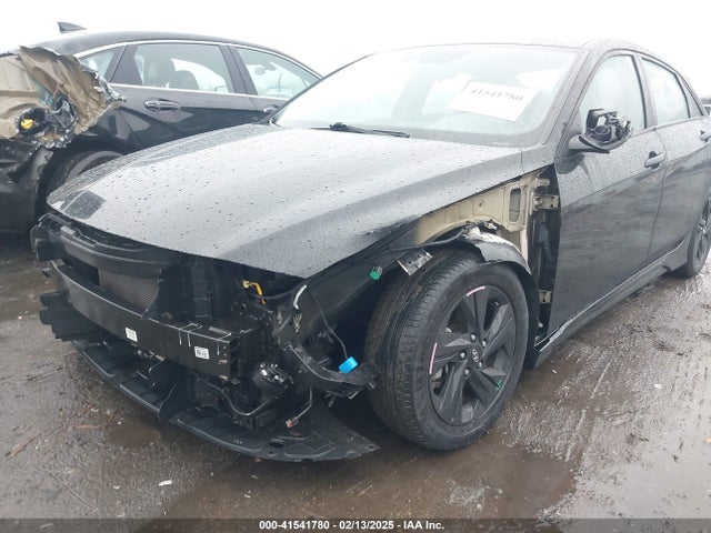 KMHLM4AG0MU139947 Hyundai ELANTRA SEL