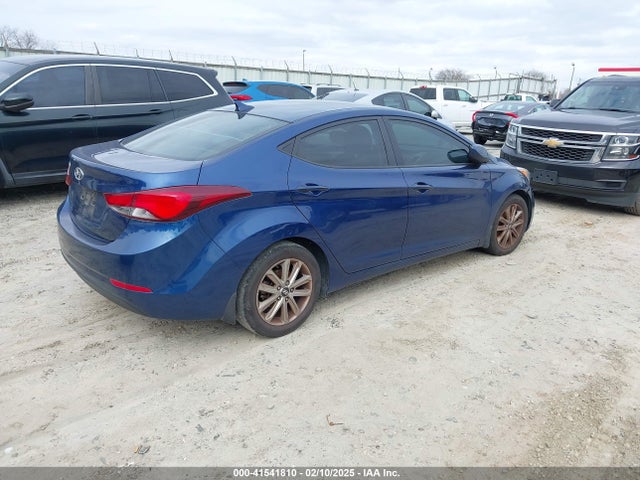 Hyundai ELANTRA SE 2015 5NPDH4AE2FH605841 Image 4