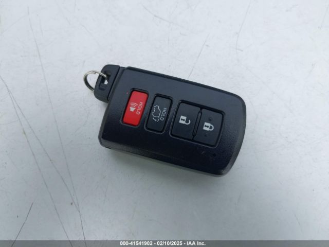 2T3RFREV6JW857693 Toyota Rav4 Adventure/xle
