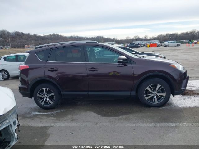 2T3RFREV6JW857693 Toyota Rav4 Adventure/xle
