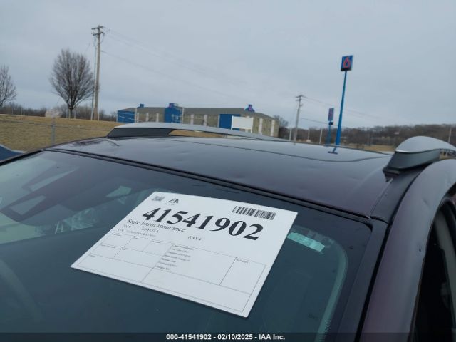 2T3RFREV6JW857693 Toyota Rav4 Adventure/xle