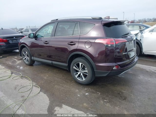 2T3RFREV6JW857693 Toyota Rav4 Adventure/xle