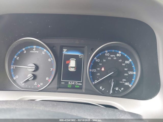 2T3RFREV6JW857693 Toyota Rav4 Adventure/xle