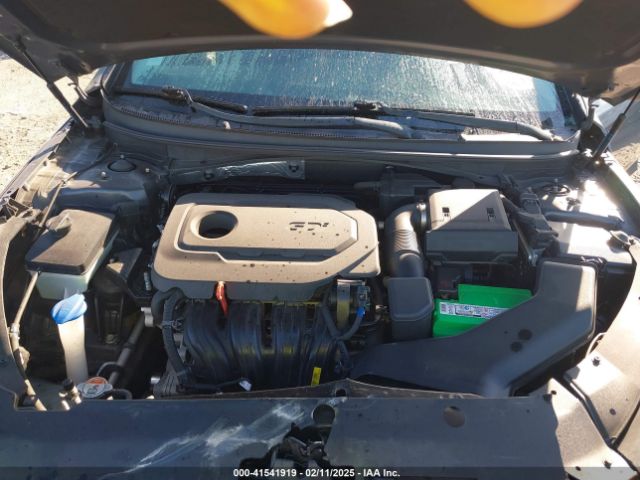 5NPE24AF7JH697309 Hyundai SONATA SE
