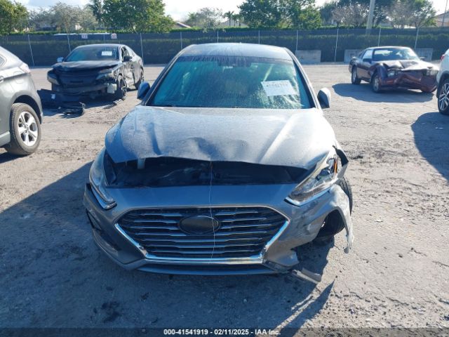 5NPE24AF7JH697309 Hyundai SONATA SE