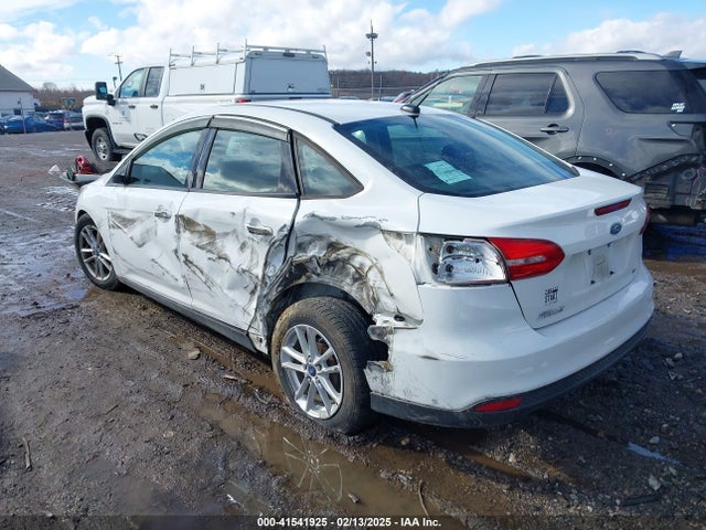 Ford FOCUS SE 2016 1FADP3F27GL217745 Image 3