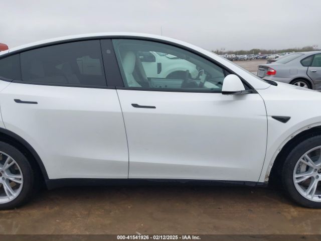 7SAYGDEE0PF827201 Tesla Model Y Awd/long Range Dual Motor All-wheel Drive