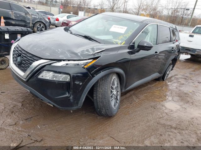 5N1AT3BA1MC737176 Nissan Rogue Sv Fwd