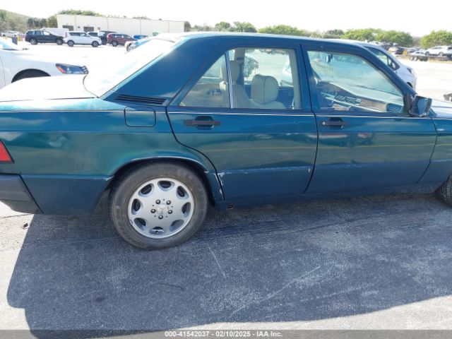 1993 MERCEDES-BENZ 190 WDBDA28DXPG064659 Photo 5