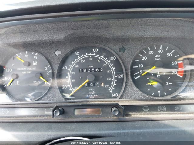 1993 MERCEDES-BENZ 190 WDBDA28DXPG064659 Photo 6