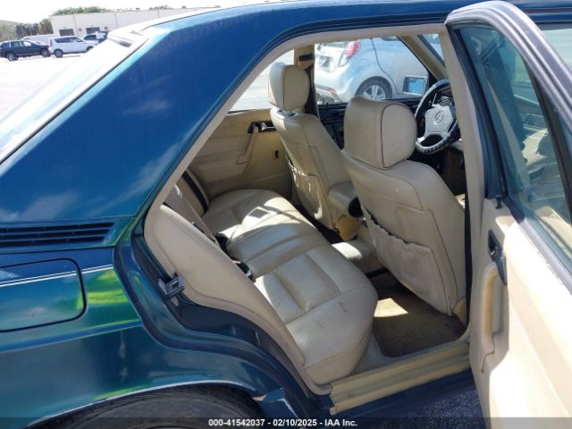 1993 MERCEDES-BENZ 190 WDBDA28DXPG064659 Photo 7