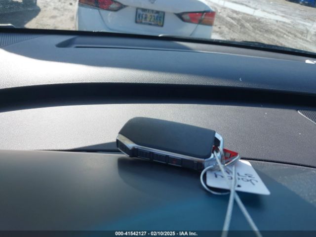KNDNE5H31R6318898 KIA Carnival Mpv Sx