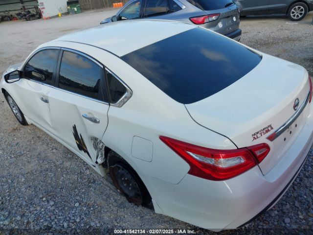 1N4AL3AP1HC299216 Nissan Altima 2.5 S