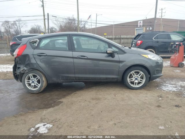 3FADP4EJ5JM100640 Ford FIESTA SE